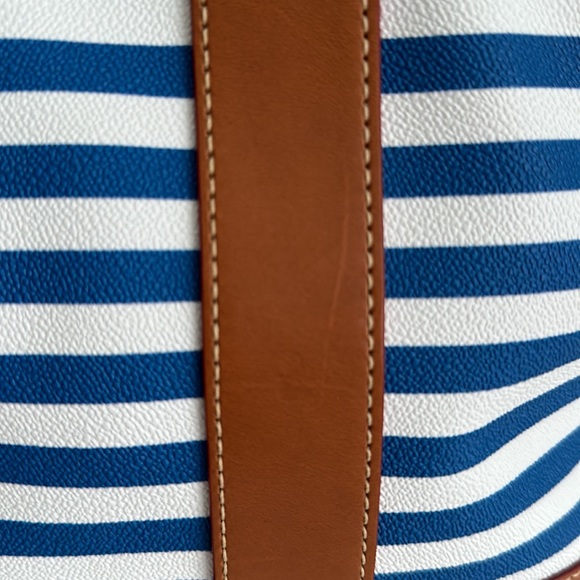 Dooney & Bourke Sullivan Layla Tote - Picture 4 of 13